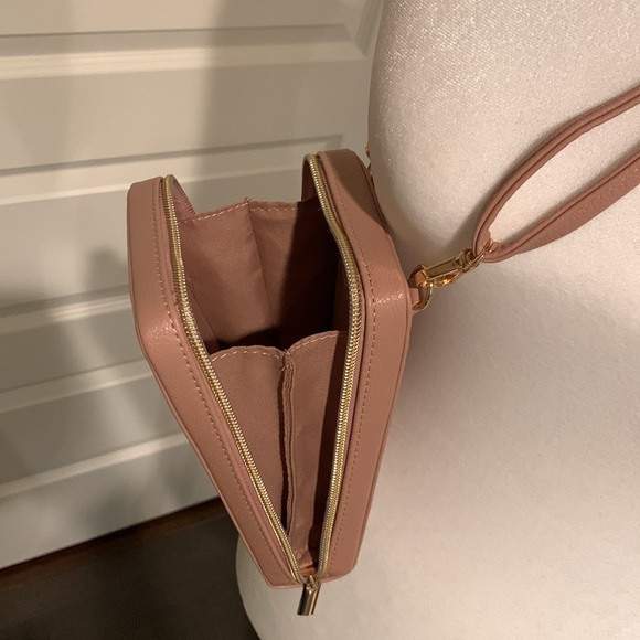 Women’s Soft Pink Crossbody Purse - New Without Tags - Picture 12 of 16